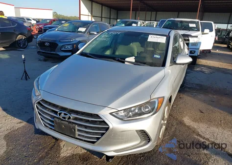 2018 Hyundai Elantra Sel z USA, uszkodzony, nr VIN 5NPD84LF3JH305840